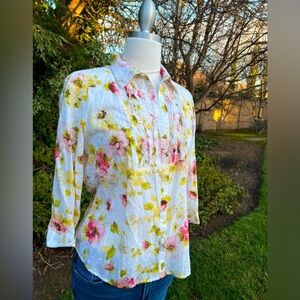 Laura Scott petite floral 🌺 white and pink women's top